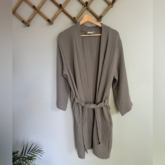 Parachute Unisex Size Small “Cloud Cotton Robe” in Gray - Picture 1 of 4